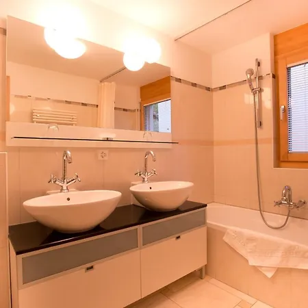 Haus Welcome ツェルマット