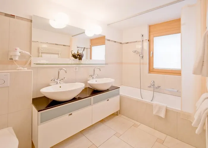 Haus Welcome شقة زيرمات