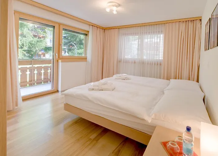 Haus Welcome * زيرمات